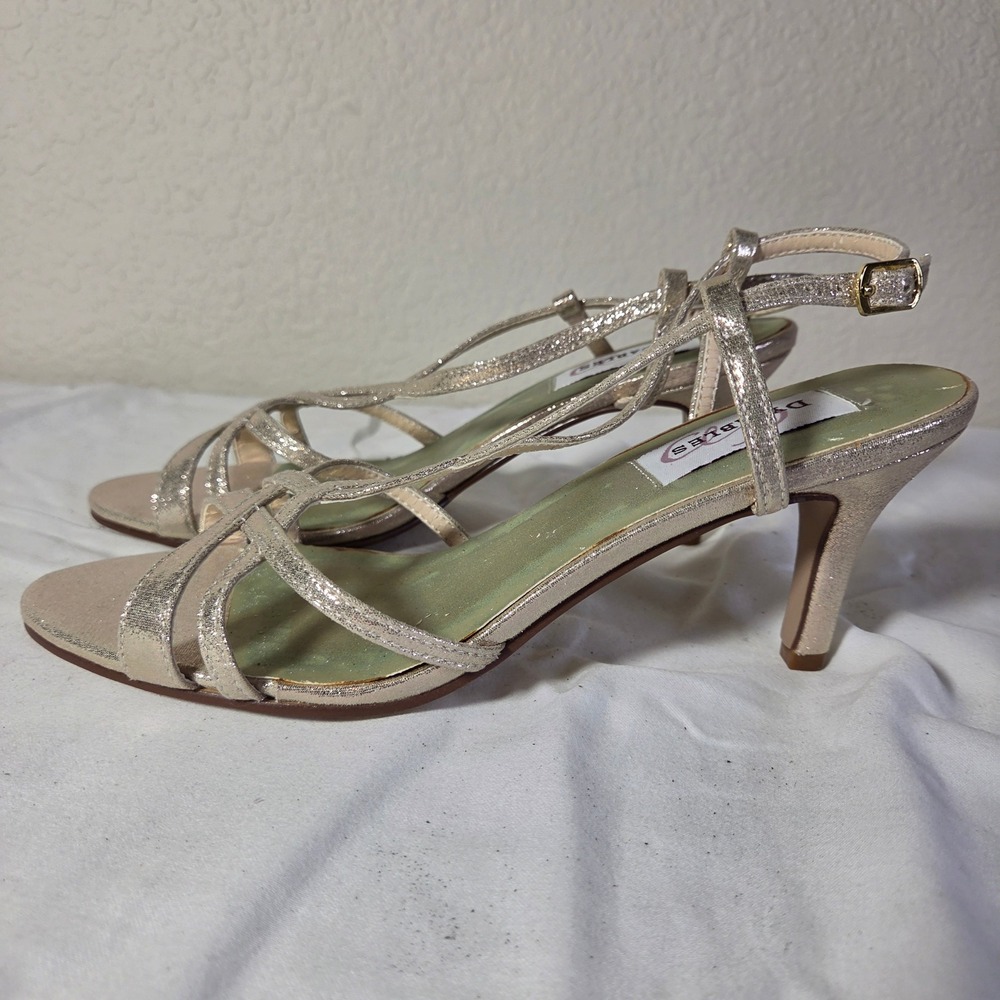 Dyeables Elvira Champagne Metallic Strappy Kitten Heel Sandals Womens 8B S1607